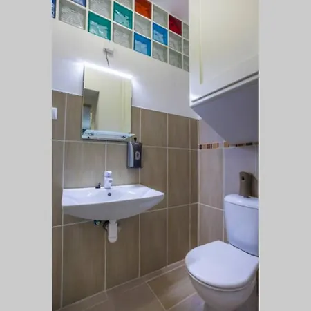 Luxury Air-conditioned Family špitálska Old Town *