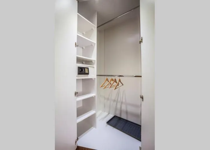 Luxury Air-conditioned Family Spitalska Old Town * براتسيلافا