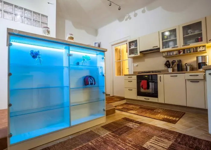 Luxury Air-conditioned Family Spitalska Old Town شقة *