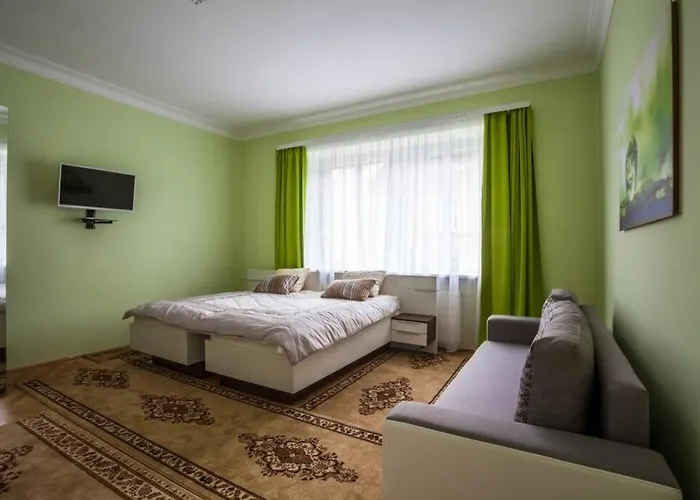 شقة Luxury Air-conditioned Family Spitalska Old Town