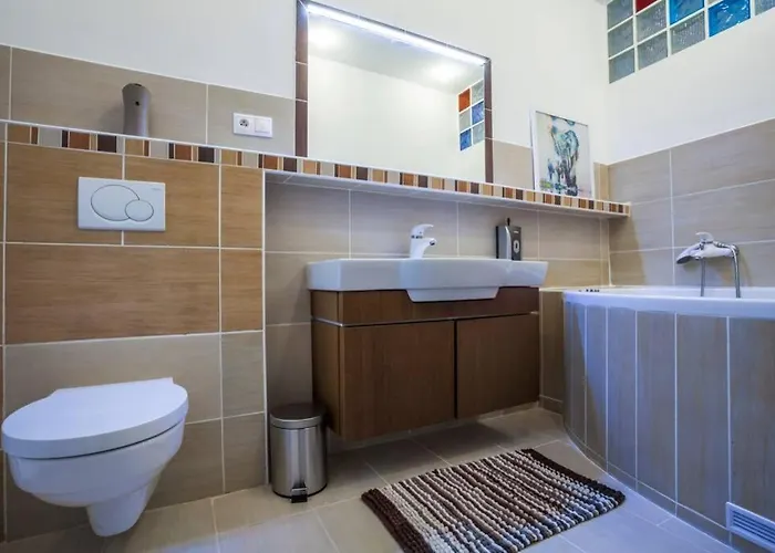 Luxury Air-conditioned Family Spitalska Old Town شقة