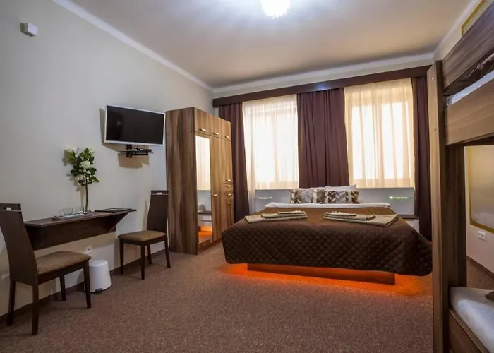 Luxury Air-conditioned Family Spitalska Old Town شقة براتسيلافا
