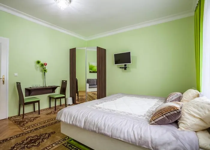 Luxury Air-conditioned Family Spitalska Old Town