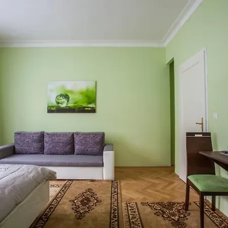 Luxury Air-conditioned Family Spitalska Old Town Daire Bratislava